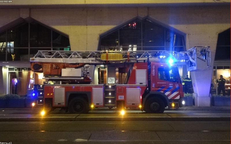 Avion à l'aéroport de Amsterdam